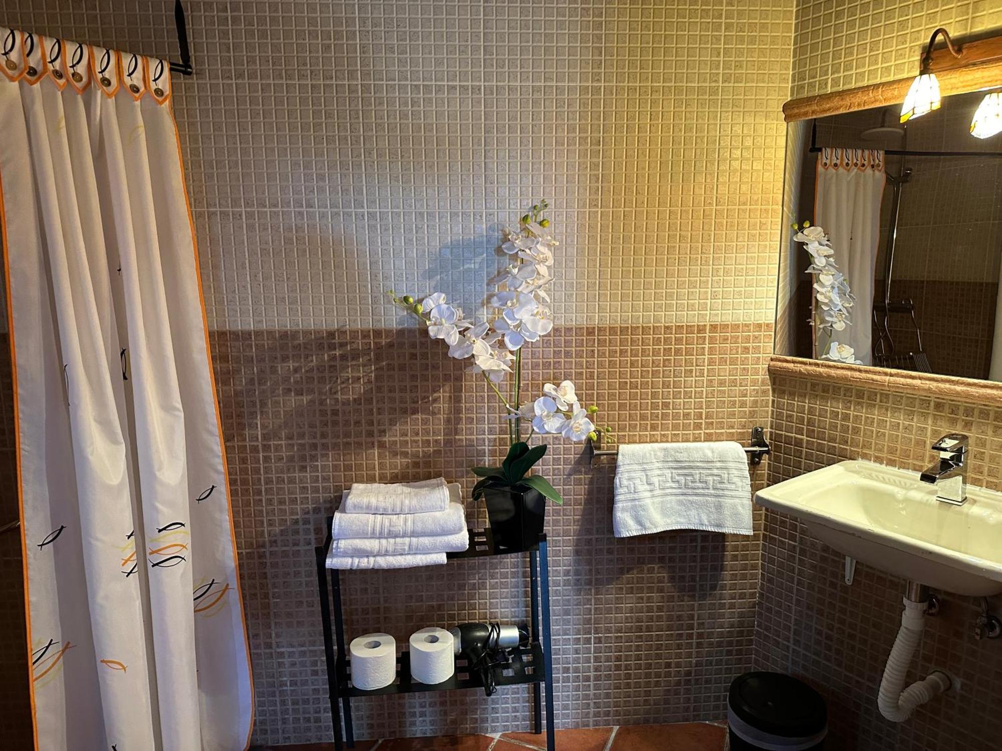 Hotel Rural La Covacha 로사르 드 라 베라 외부 사진